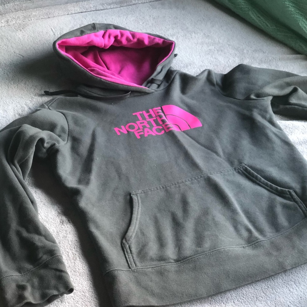 The North Face Hoodie (size m)